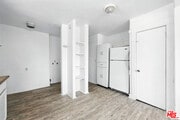 Photo - 3962 1/4 S Hobart Blvd Condo