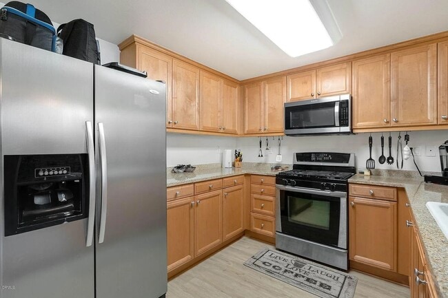 Photo - 608 Flathead River St