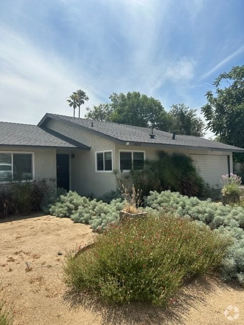 Building Photo - 3024 Berros St Rental