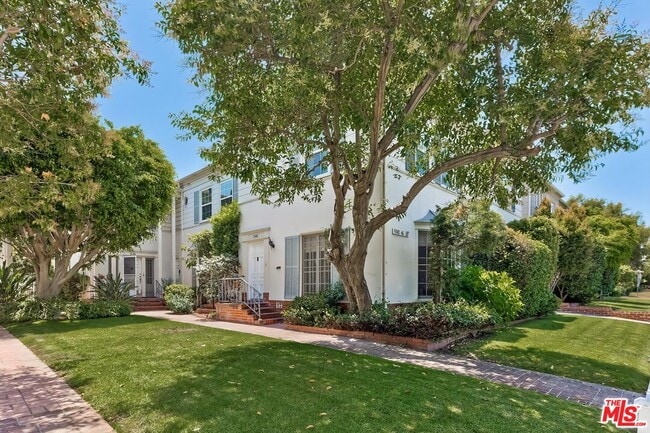 Building Photo - 9342 W Olympic Blvd Unit 9344