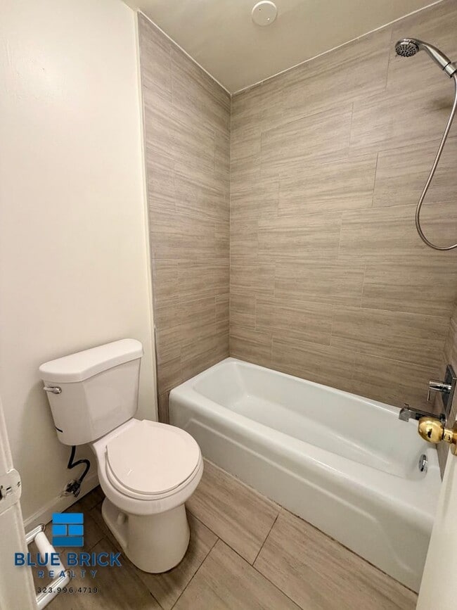 Photo - 12325 Chandler Blvd Unit 309