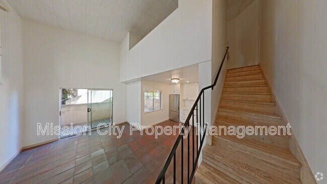 Building Photo - 1016 E Canon Perdido St Unit E Rental