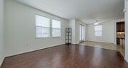 Photo - 12842 Palm St