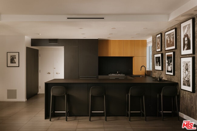 Photo - 8787 Shoreham Dr Unit 805