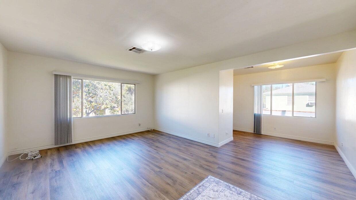 3D Tour - 3643 Monon St