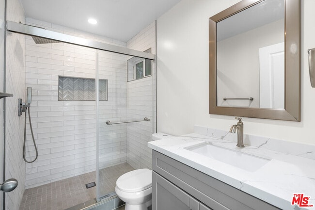 Photo - 12233 Killion St