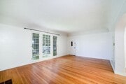 Photo - 1038 S Citrus Ave Apartment