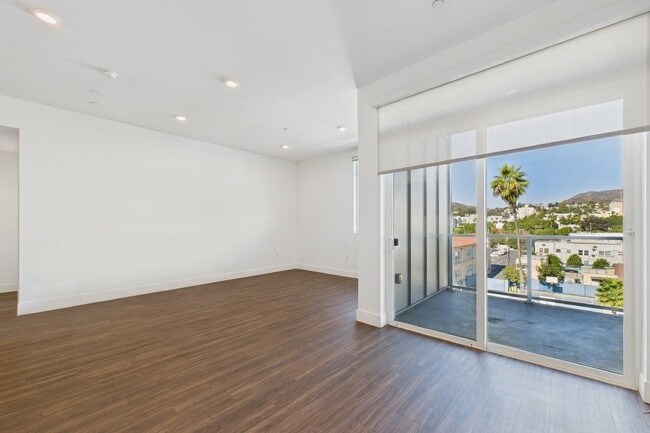 Photo - The Sunset Hue