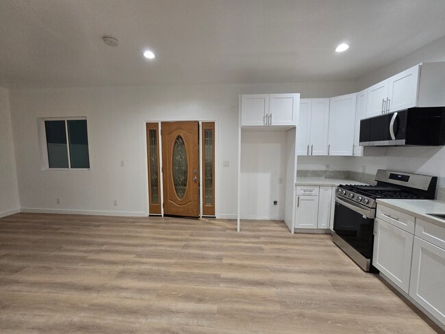 Photo - 3230 Cerritos Ave Unit 3230 Cerritos Ave.