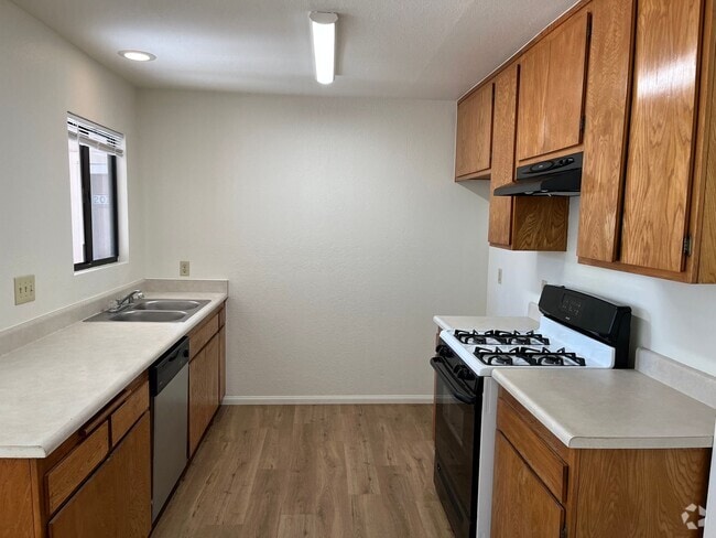 Building Photo - 3450 Santa Maria Way Unit 208D Rental