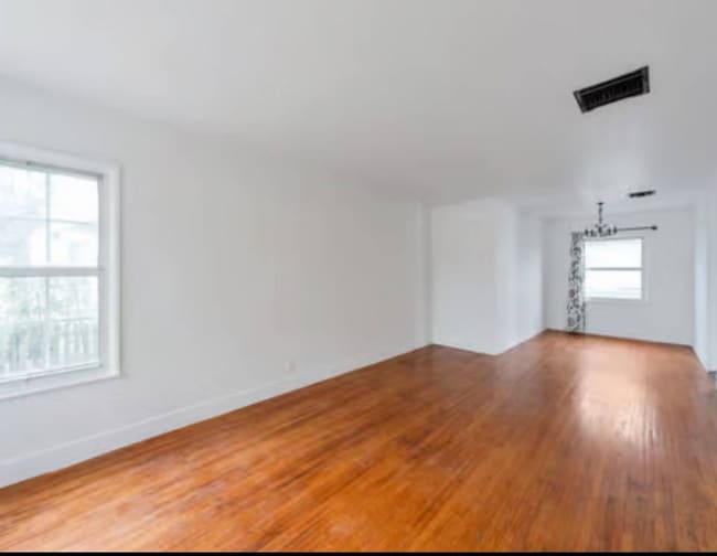 Photo - 6157 Clybourn Ave Unit 6157