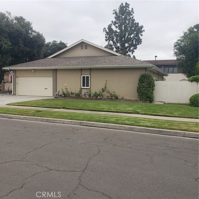 Building Photo - 14711 Yorba St Rental
