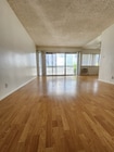 Photo - 1538 N Detroit St Apartment Unit 8