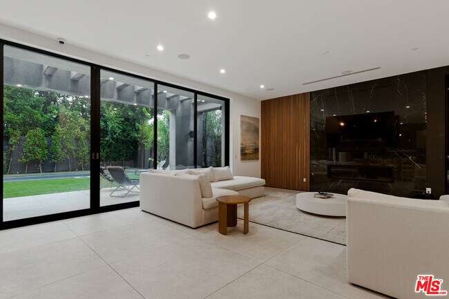 Photo - 356 N La Jolla Ave