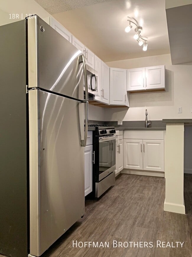 Photo - 933 Wilcox Ave Unit 1