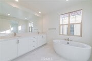 Photo - 217 Collino