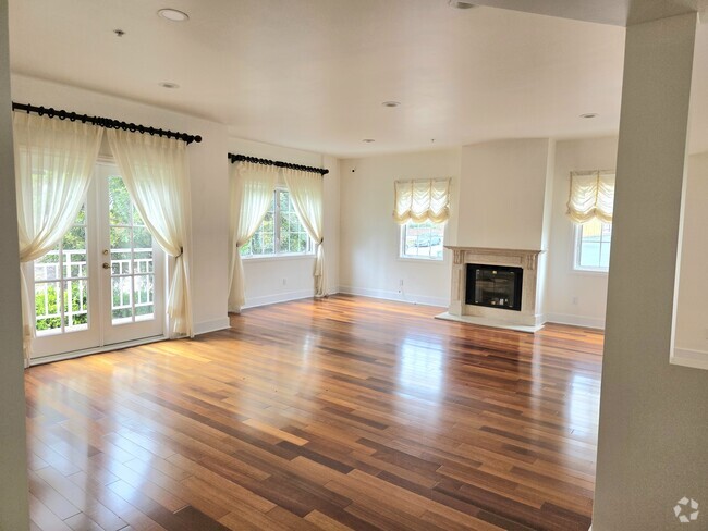 Building Photo - 10772 Massachusetts Ave Unit 200 Rental