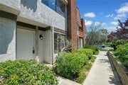 Photo - 27937 Ridgebluff Ct Townhome