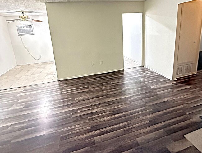 Photo - 420 E Blueridge Ave