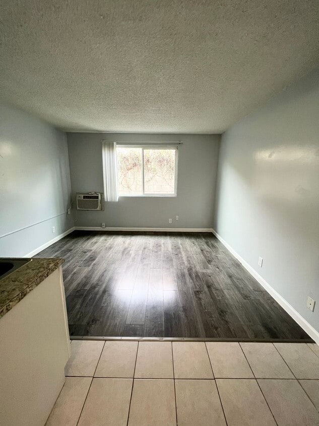Floor Plan - Jr Studio ***$500 OFF YOUR MOVE IN - SPECIAL OA...