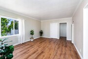 Photo - 2302 W Oak St Townhome