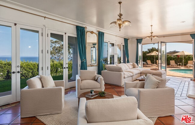 Photo - 3453 Coast View Dr