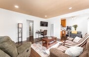 Photo - 545 East 97th St