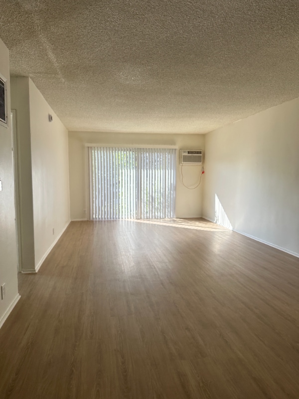 Photo - 4350 Troost Ave Unit 9