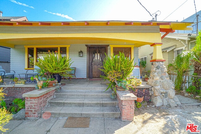 Photo - 2230 Inez St