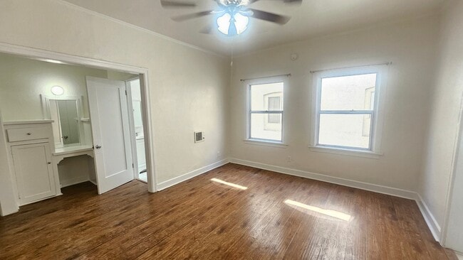 Photo - 727 S Coronado St Unit 204