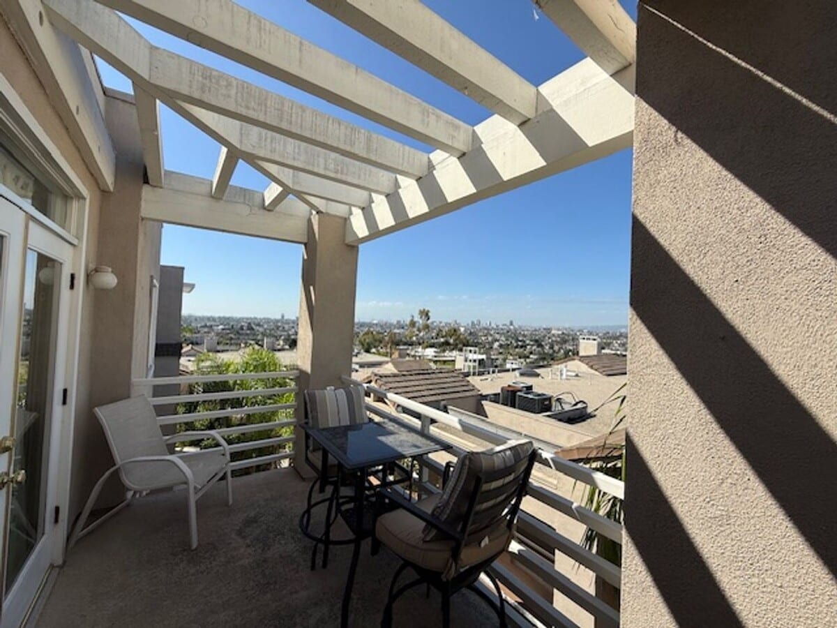Photo - ***COMING SOON*** PENTHOUSE-STYLE UNIT IN ... Unit 303