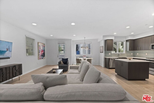 Photo - 11912 Laurelwood Dr Unit #201