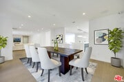 Photo - 344 S Roxbury Dr