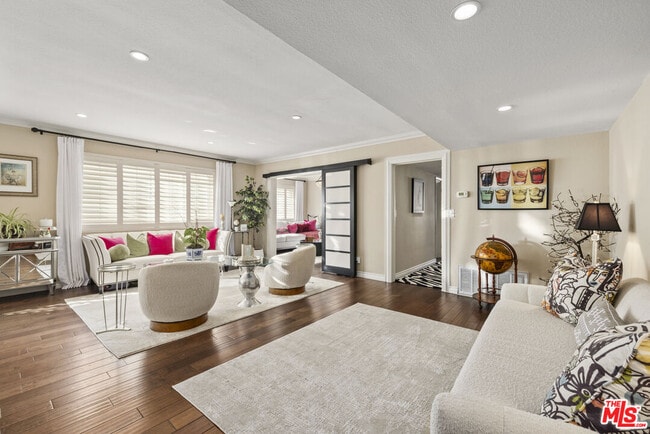 Photo - 10645 Wilshire Blvd Unit 402