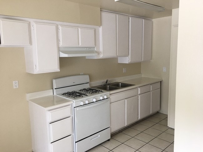 Photo - 13750 Vanowen St Unit #12