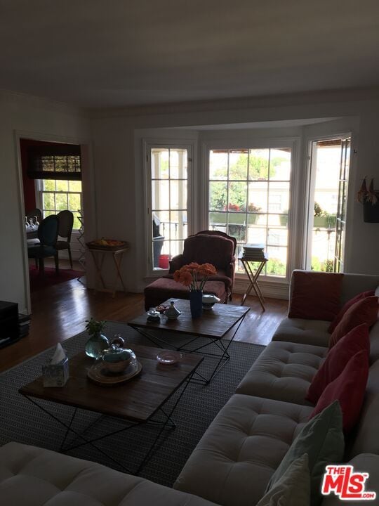 Photo - 611 Midvale Ave