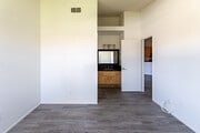 2BR, 2BA - 960 SF - Saddleback