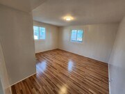 Photo - 10447 Cantara St