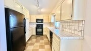 Photo - Lovely semi-attached, Single-Story Guest H... House