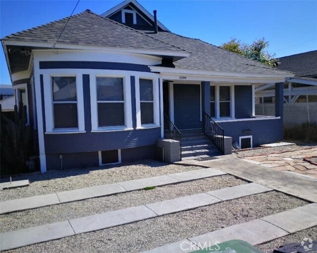 Building Photo - 1356 W 30th St Rental
