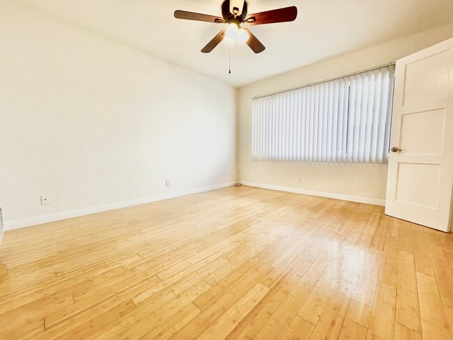 Photo - 2589 S Sepulveda Blvd Apartment Unit 3