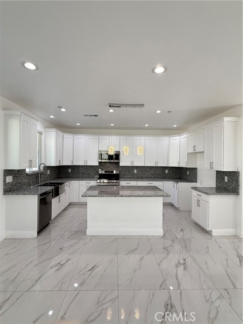 Photo - 2199 Whitman Way