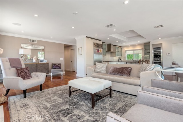 Photo - 2897 Chateau Way