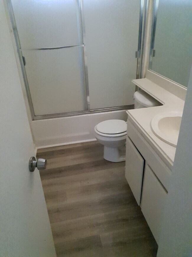 Photo - 10380 Crossing Green Cir