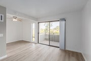 2BR, 1.5BA - 940SF - Living Room - Canyon Park