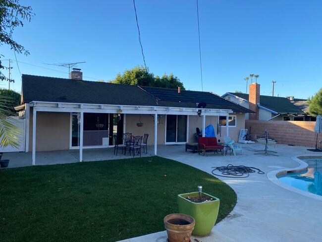 Photo - Beautiful 3 bedroom home with pool in Fountain Valley