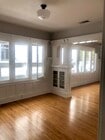 Flooded with sunlight - 232 Market St House