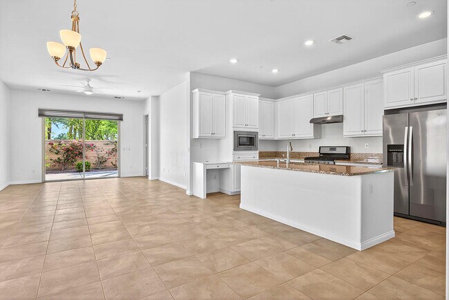 Photo - 81344 Corte Compras