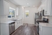 Photo - 17111 Zion Dr House