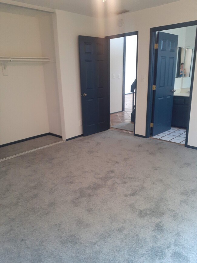 Photo - 18433 Hatteras St Unit 306